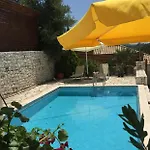 Syvros Villa *